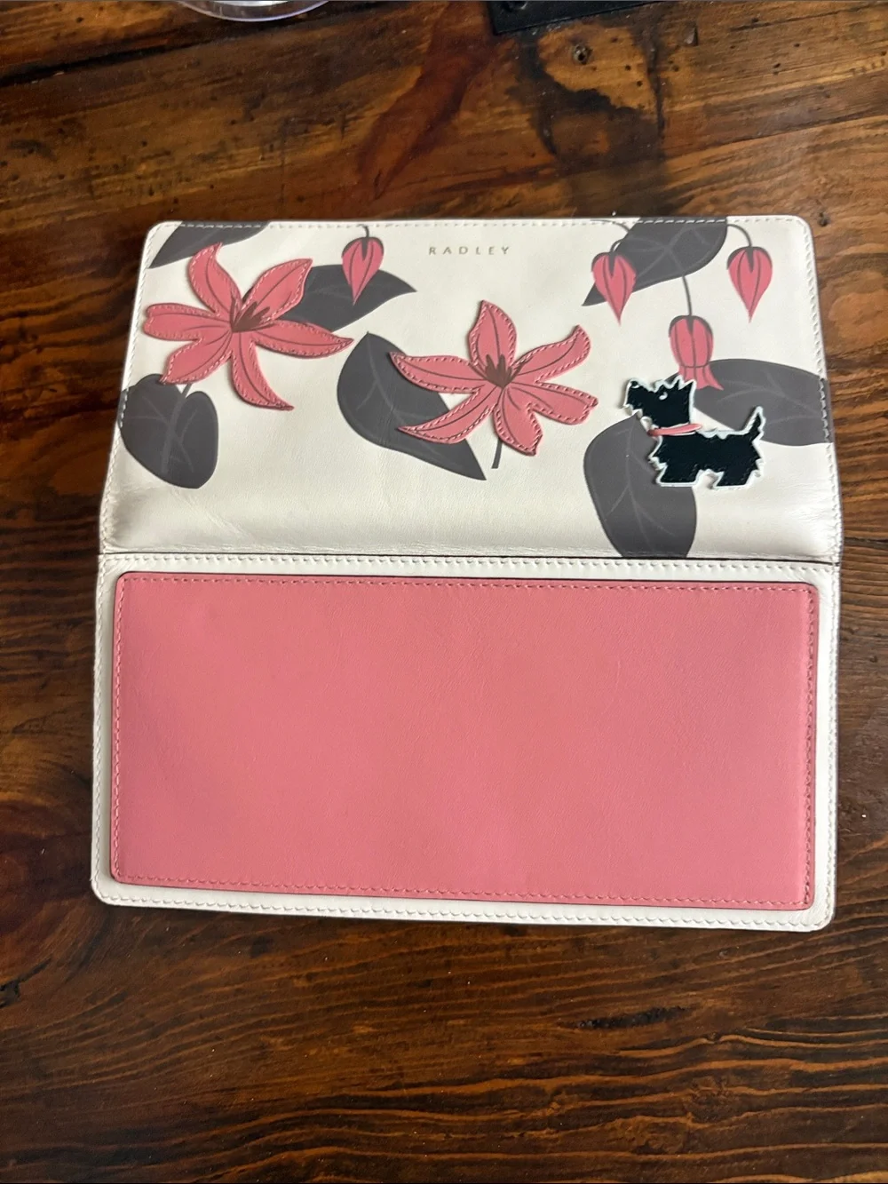 RADLEY LONDON open white pretty petal large bifold wallet.